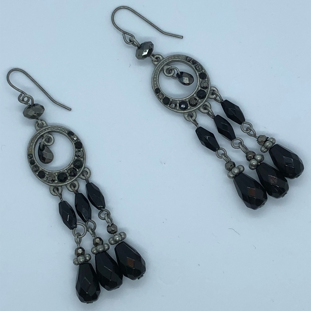 Dangle Style Fashion Earring with Black Stones